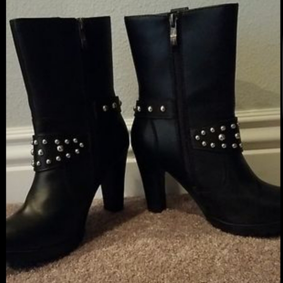 Black Boots with Silver Studs - Picture 5 of 5